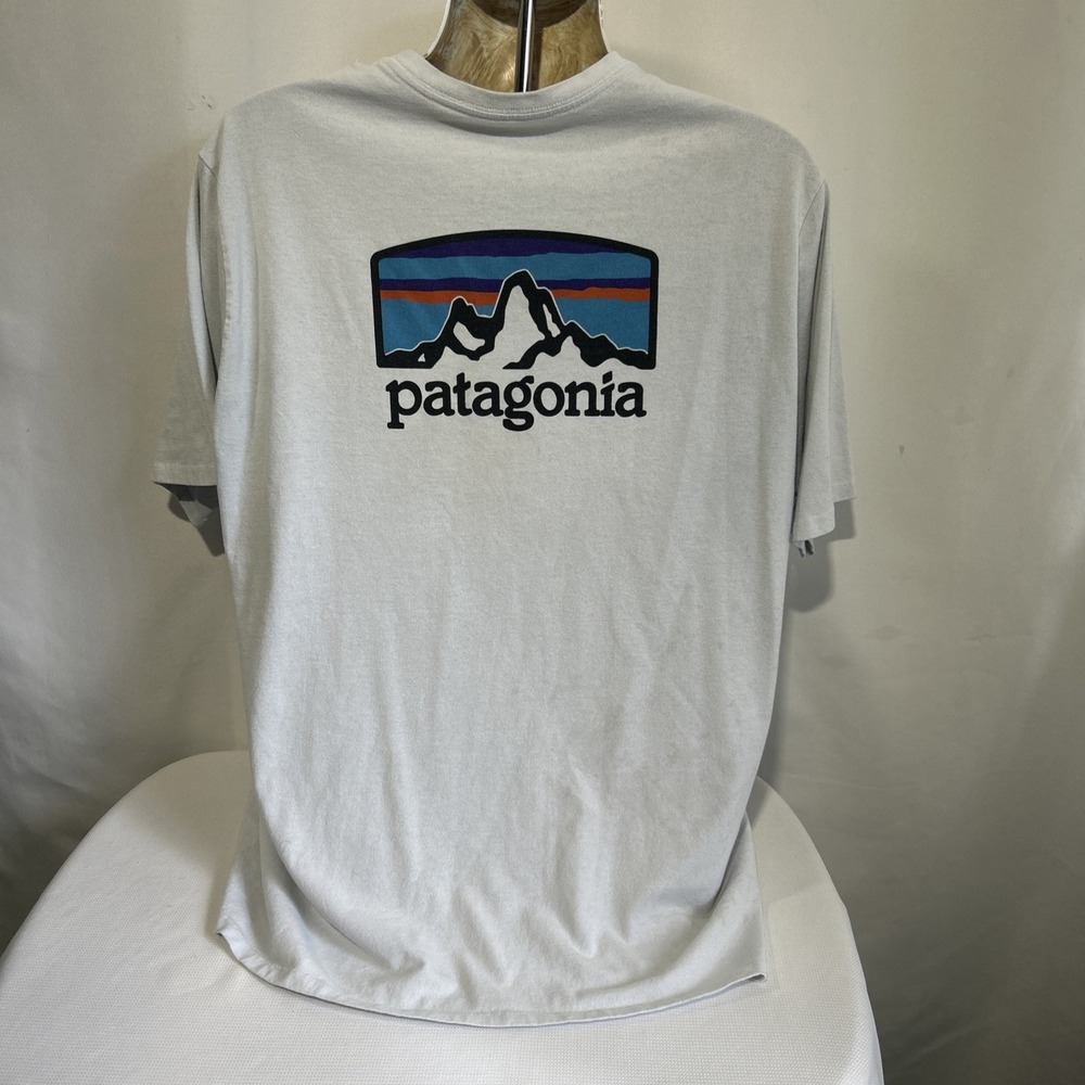 Patagonia Responsibili-Tee Short Sleeve Graphic T Shirt Mens Sz XL Light Blue